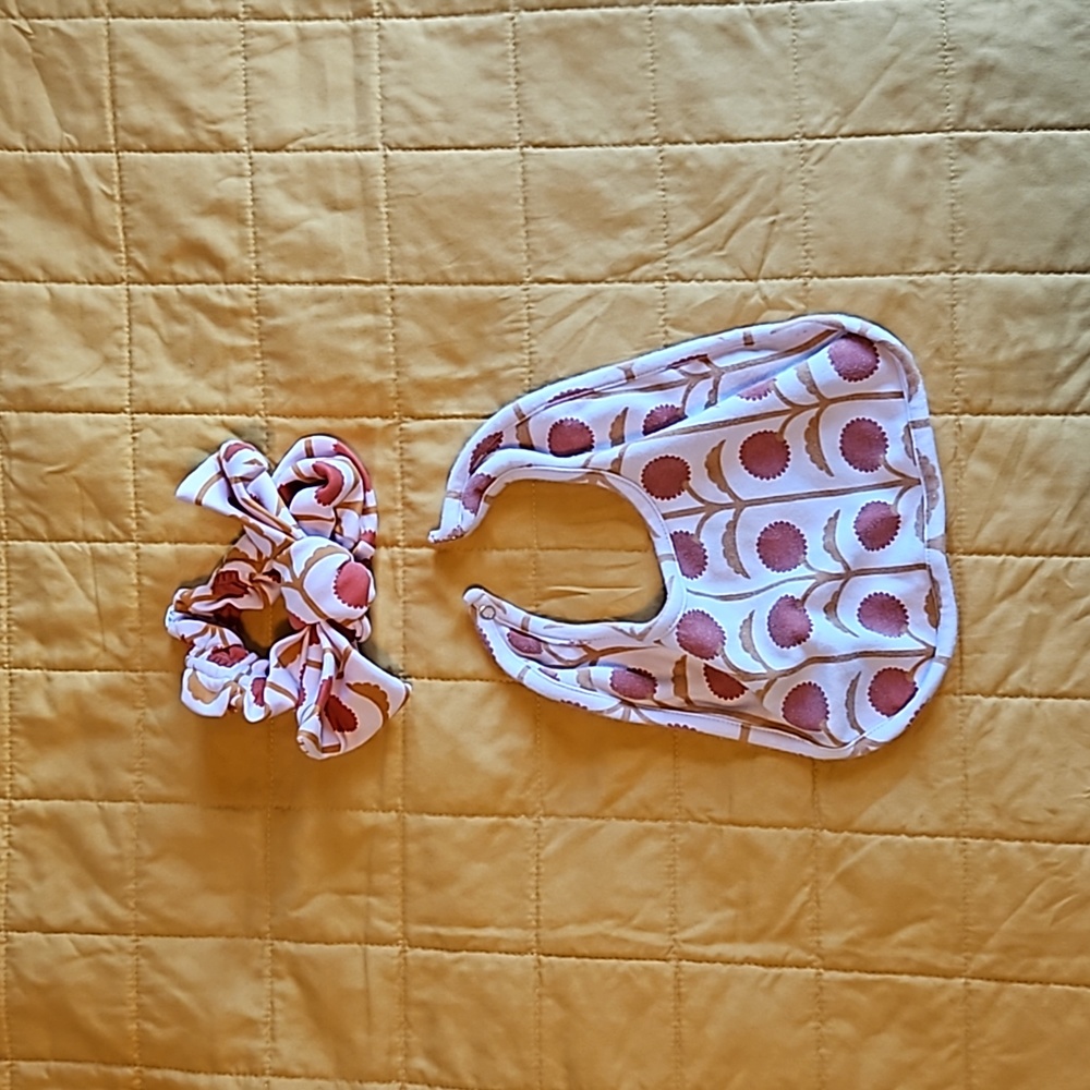 kate quinn matching bib and headband